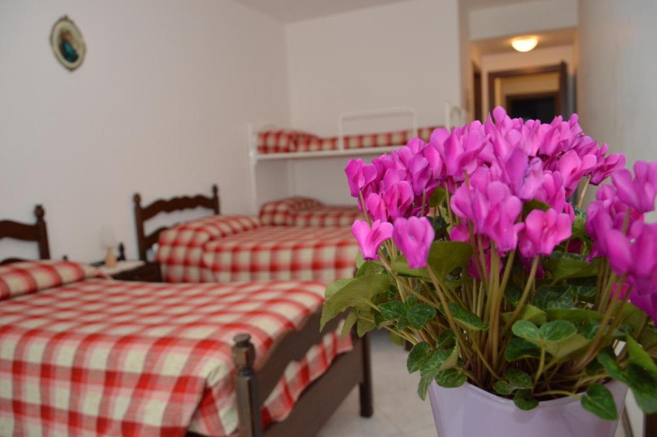 Domus Achille Fosco Hotel Ciampino Buitenkant foto