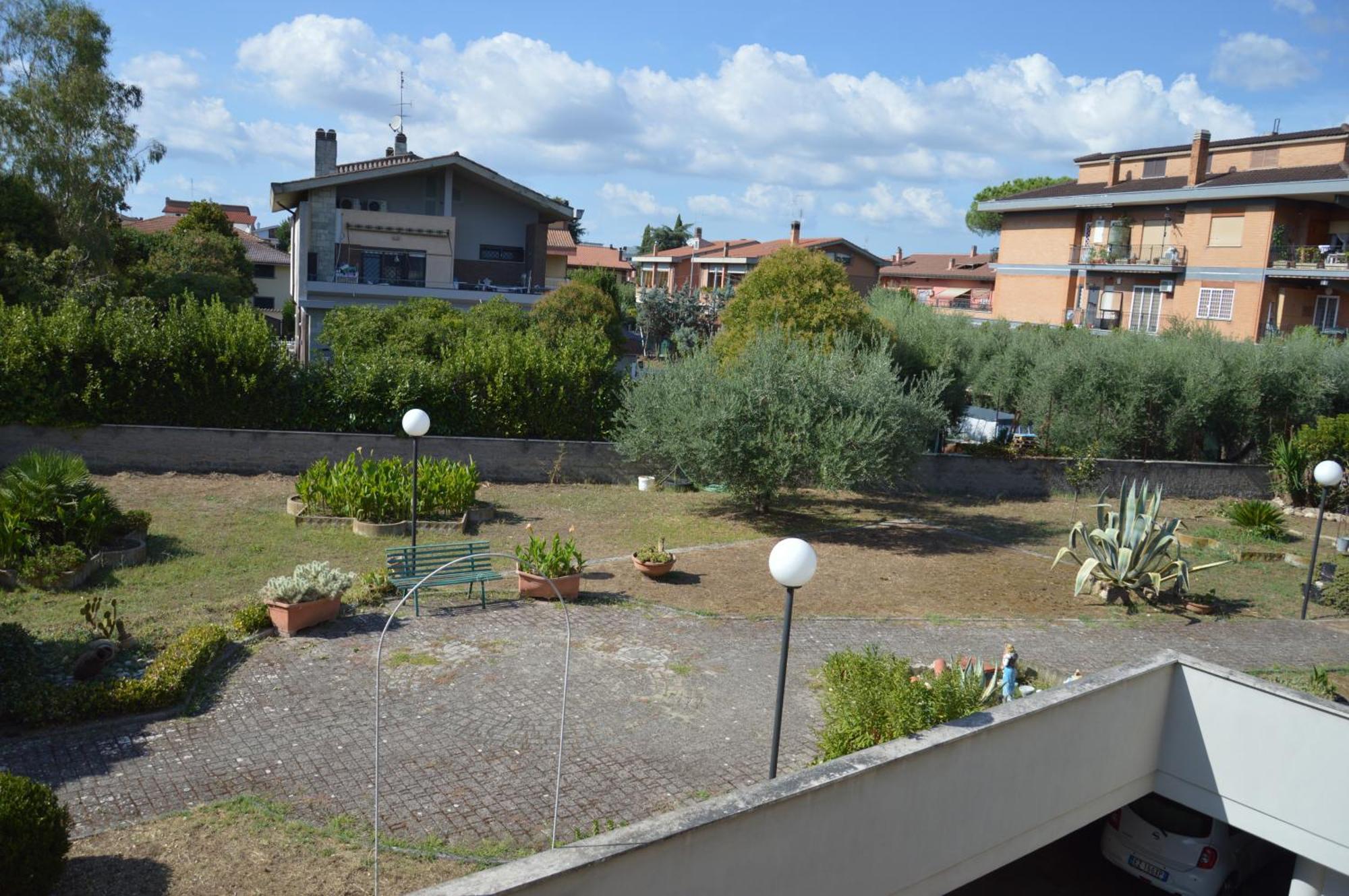 Domus Achille Fosco Hotel Ciampino Buitenkant foto